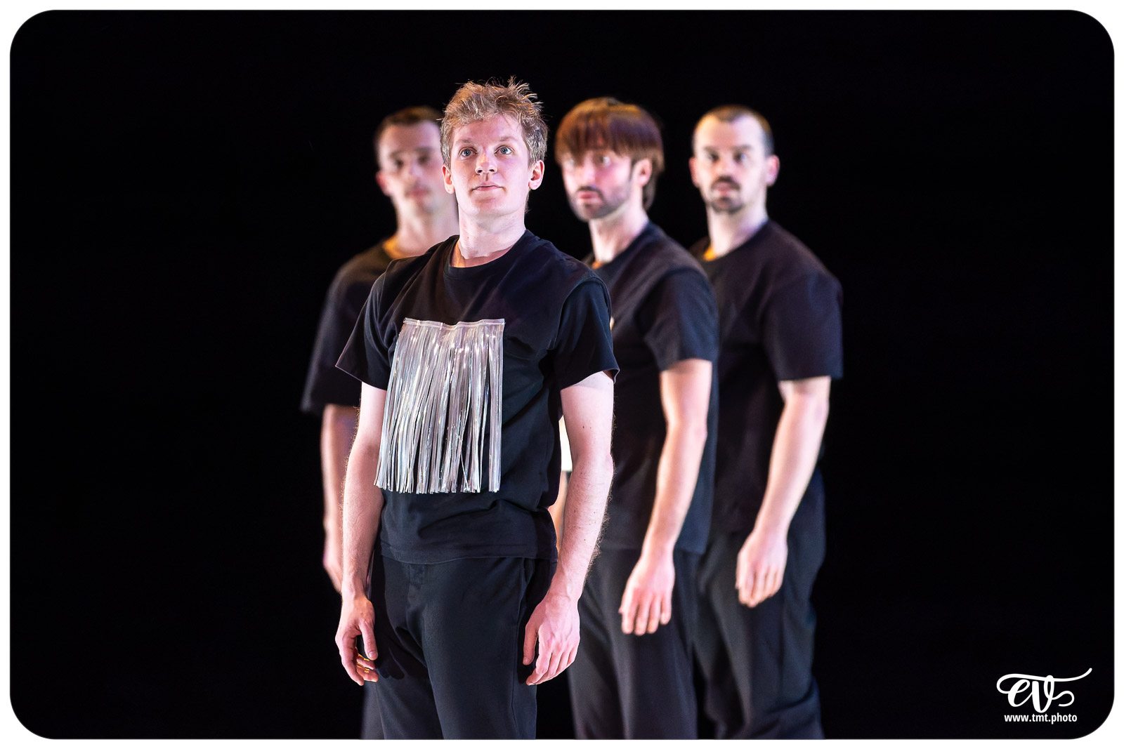 A4 (COMME LA FEUILLE) CIE CHICOS MAMBO